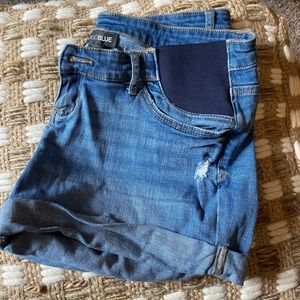 Maternity shorts